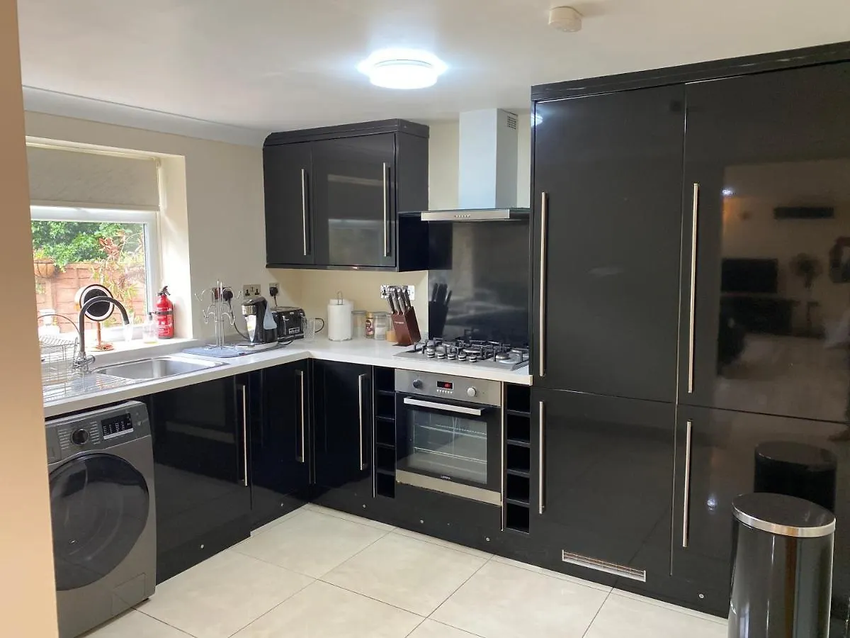 Apartment Studio Flat Gants Hill With Free Parking Redbridge United Kingdom